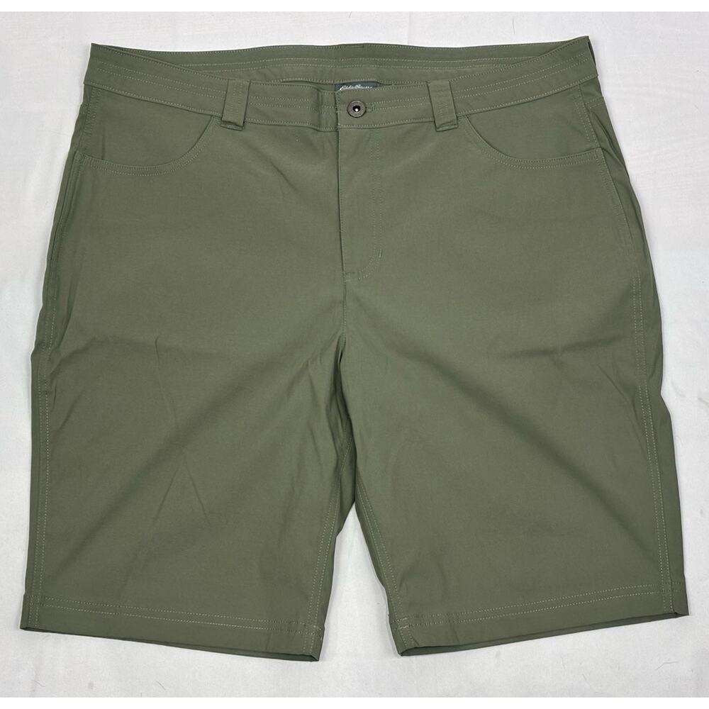 Eddie Bauer Rainier Bermuda Shorts Women's Sz 16 Green Pockets Nylon Outdoors